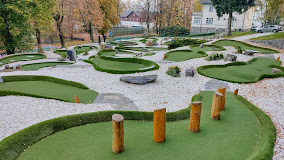1 + 1 osoba zdarma na vstup do Adventure golf