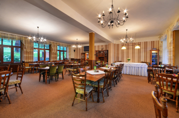 10% sleva na útratu v Restauraci u Pošťáka